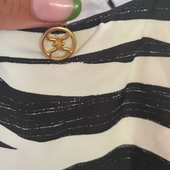 Zebra one piece - Picture 5 of 6